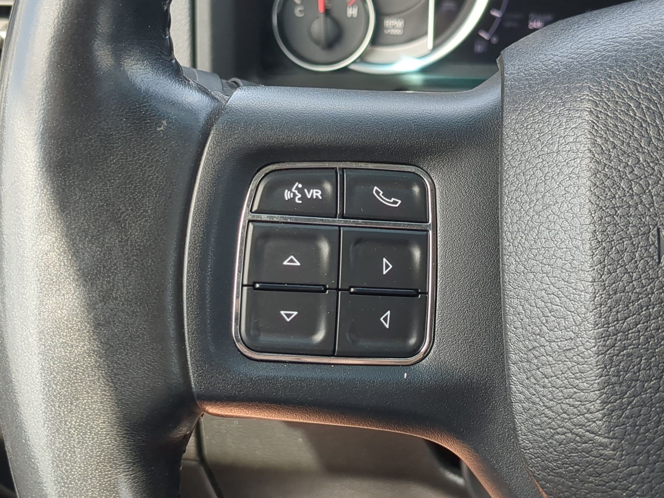 Used 2016 Delmonico Red Pearlcoat Ram Big Horn image 18