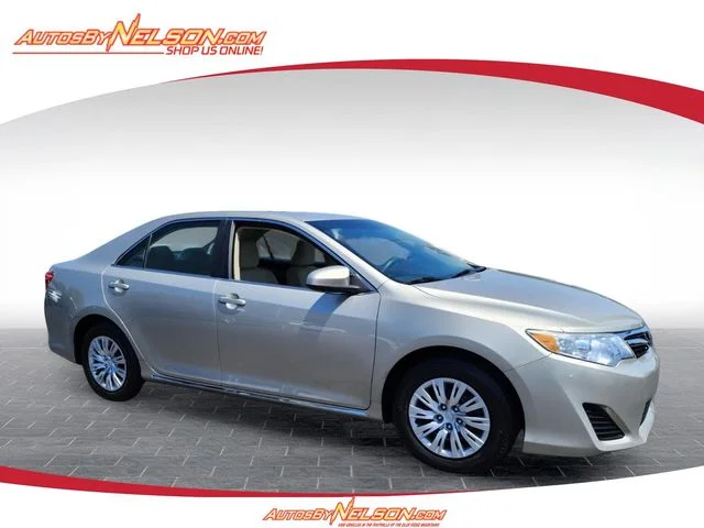 Used 2013 Beige Toyota LE image 1
