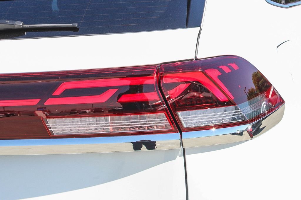 New 2026 White Volkswagen SEL Premium R-Line image 9