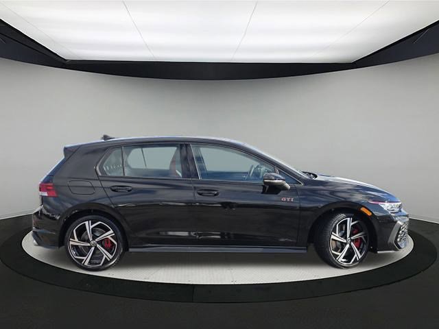 2026 Volkswagen Golf GTI SE - Photo 8