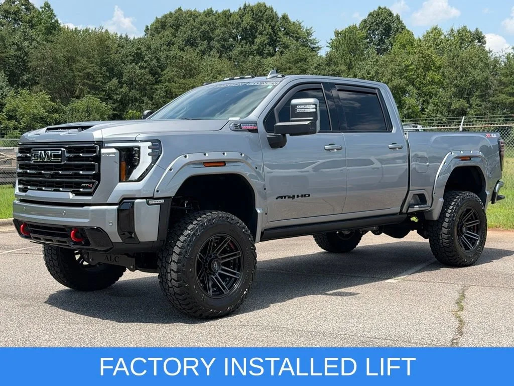 Used 2025 Sterling Metallic GMC AT4 image 5