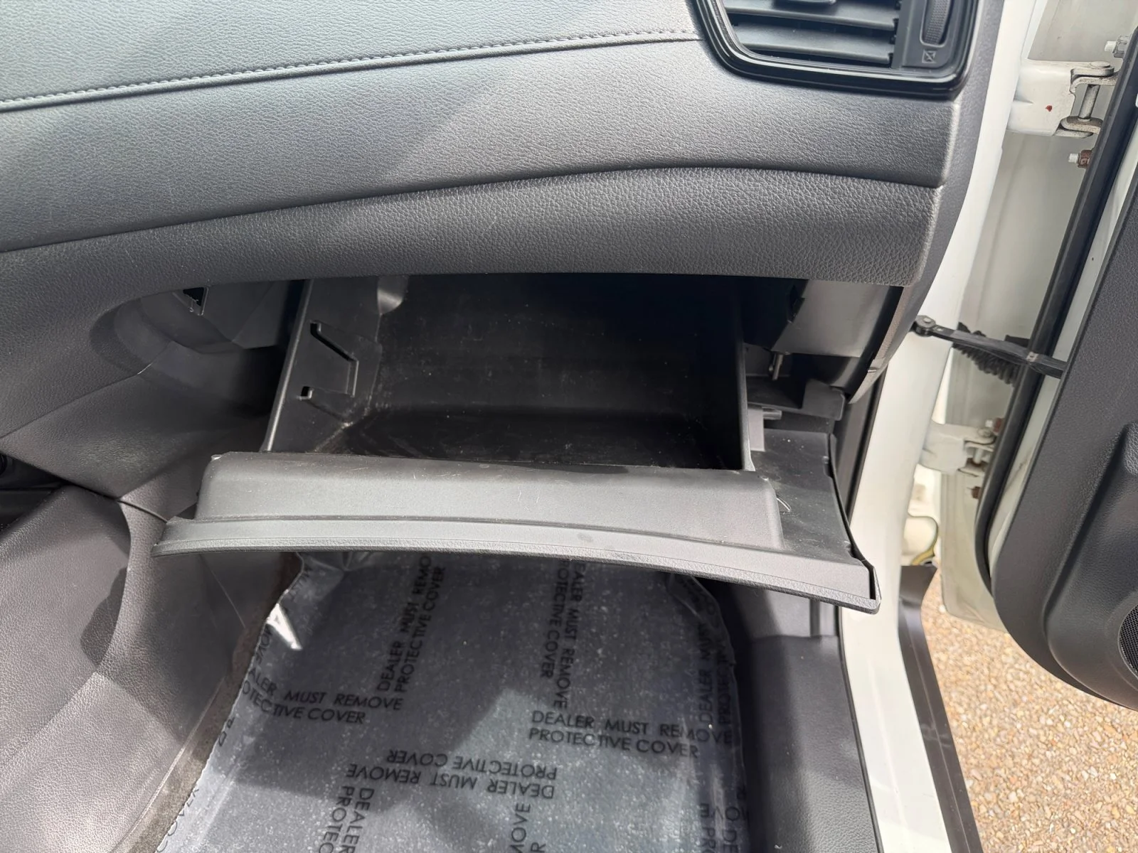 Used 2018 Pearl White Nissan SV image 29