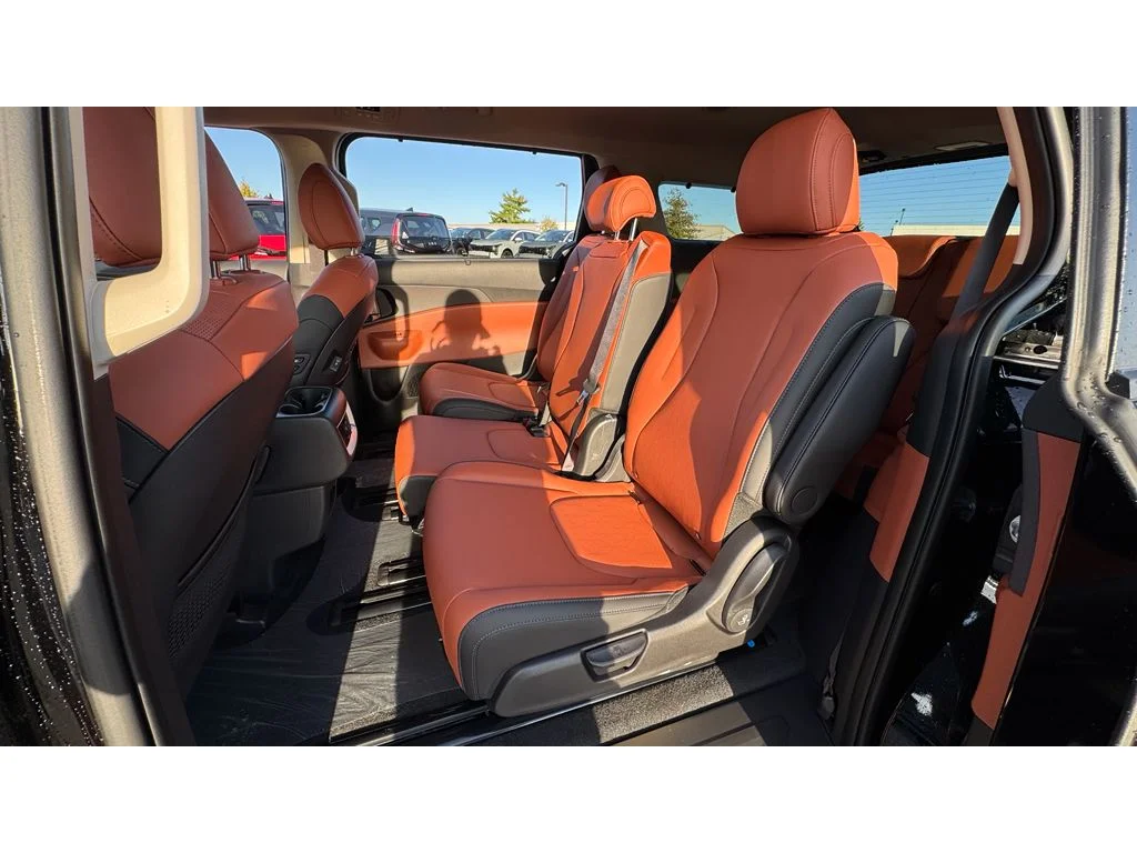 New 2026 Blk Kia EX image 24