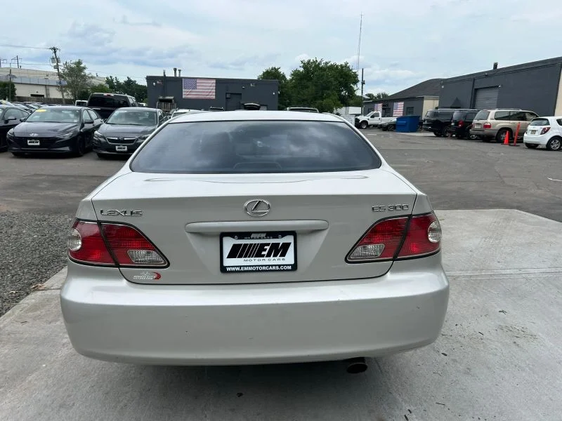 Used 2003 Gold Lexus ES 300 Sedan 4D image 27
