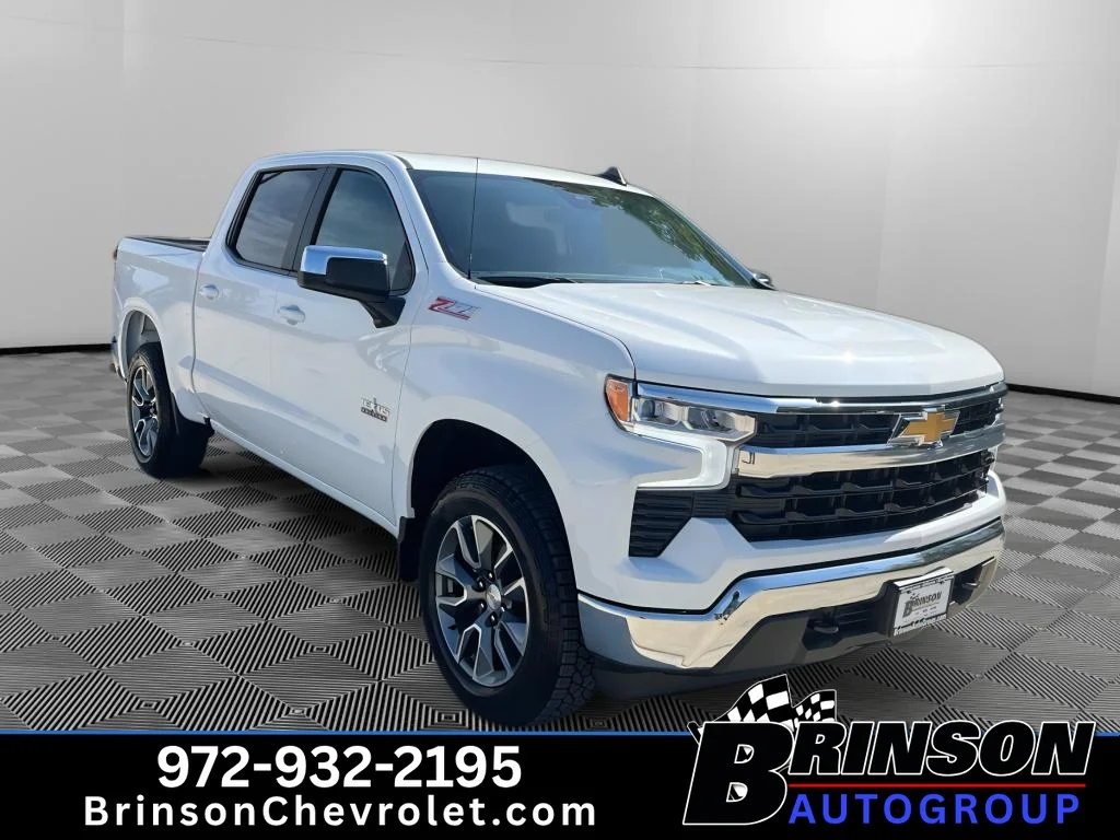 New 2026 Summit White Chevrolet LT image 3