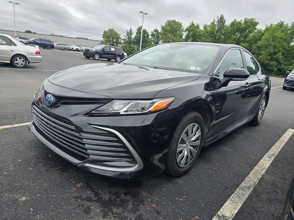Used 2023 Black Toyota LE image 3
