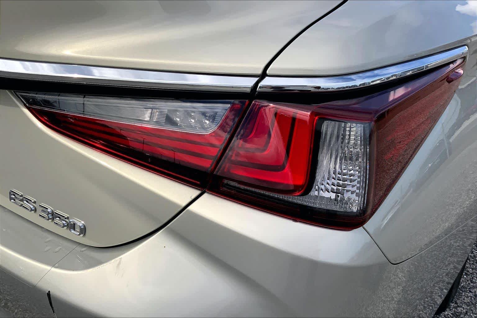 Used 2024 Moonbeam Beige Metallic Lexus  image 30
