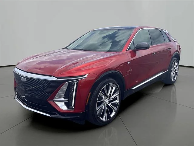2025 Cadillac LYRIQ Luxury 3