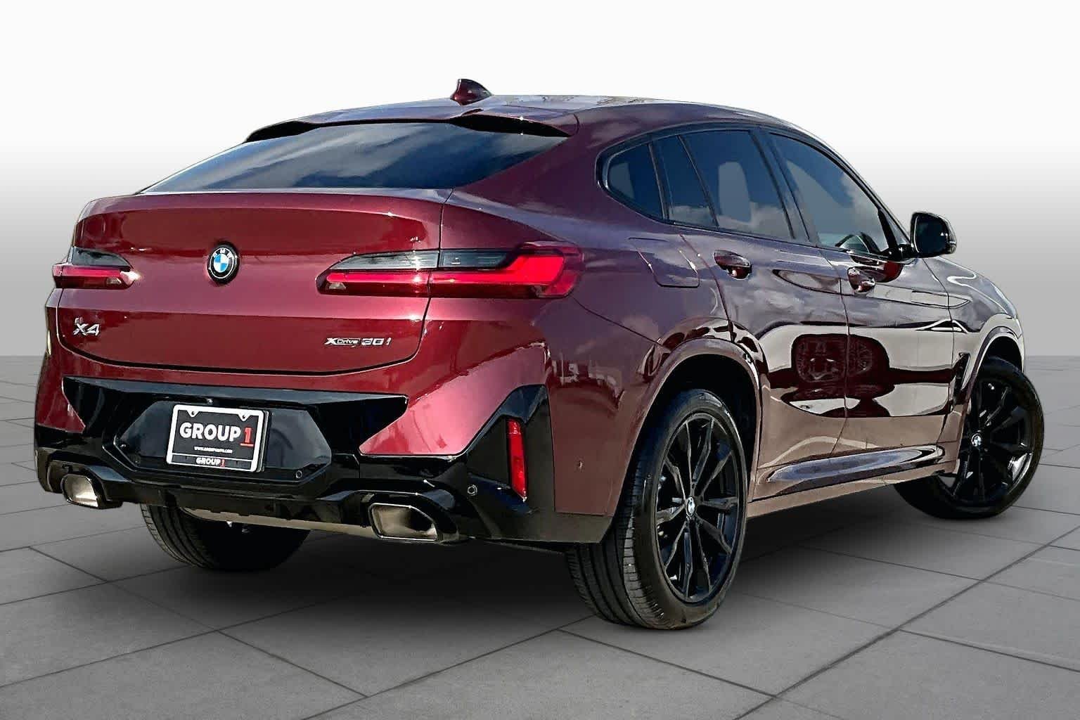 Used 2023 Piemont Red BMW xDrive30i image 12