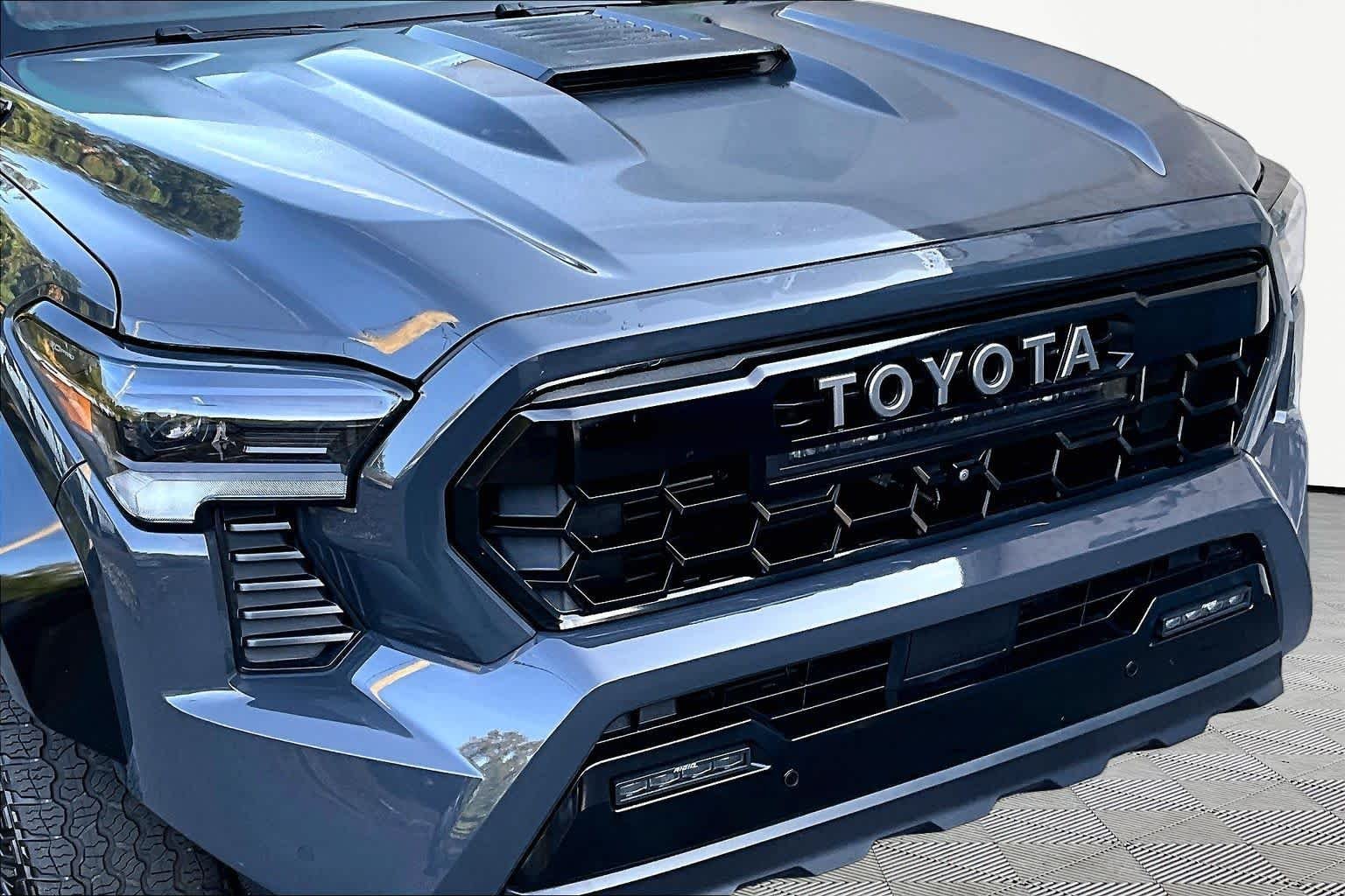 Used 2025 Underground Toyota TRD Sport Hybrid image 30