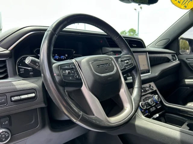 Used 2021 Blue GMC Denali image 40