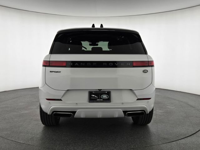 Used 2023 White Land Rover SE Dynamic image 7