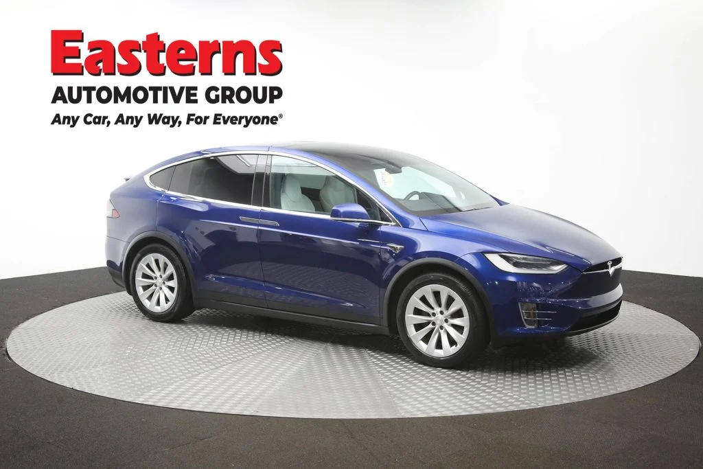 Used 2017 Blue Tesla 100D image 44