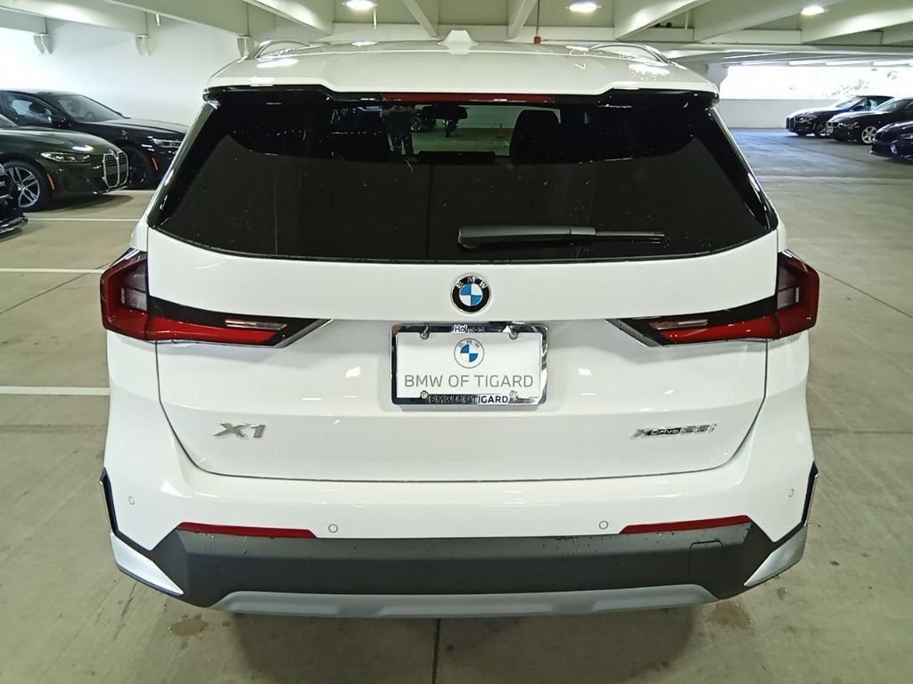 Used 2023 Alpine White BMW xDrive28i image 6