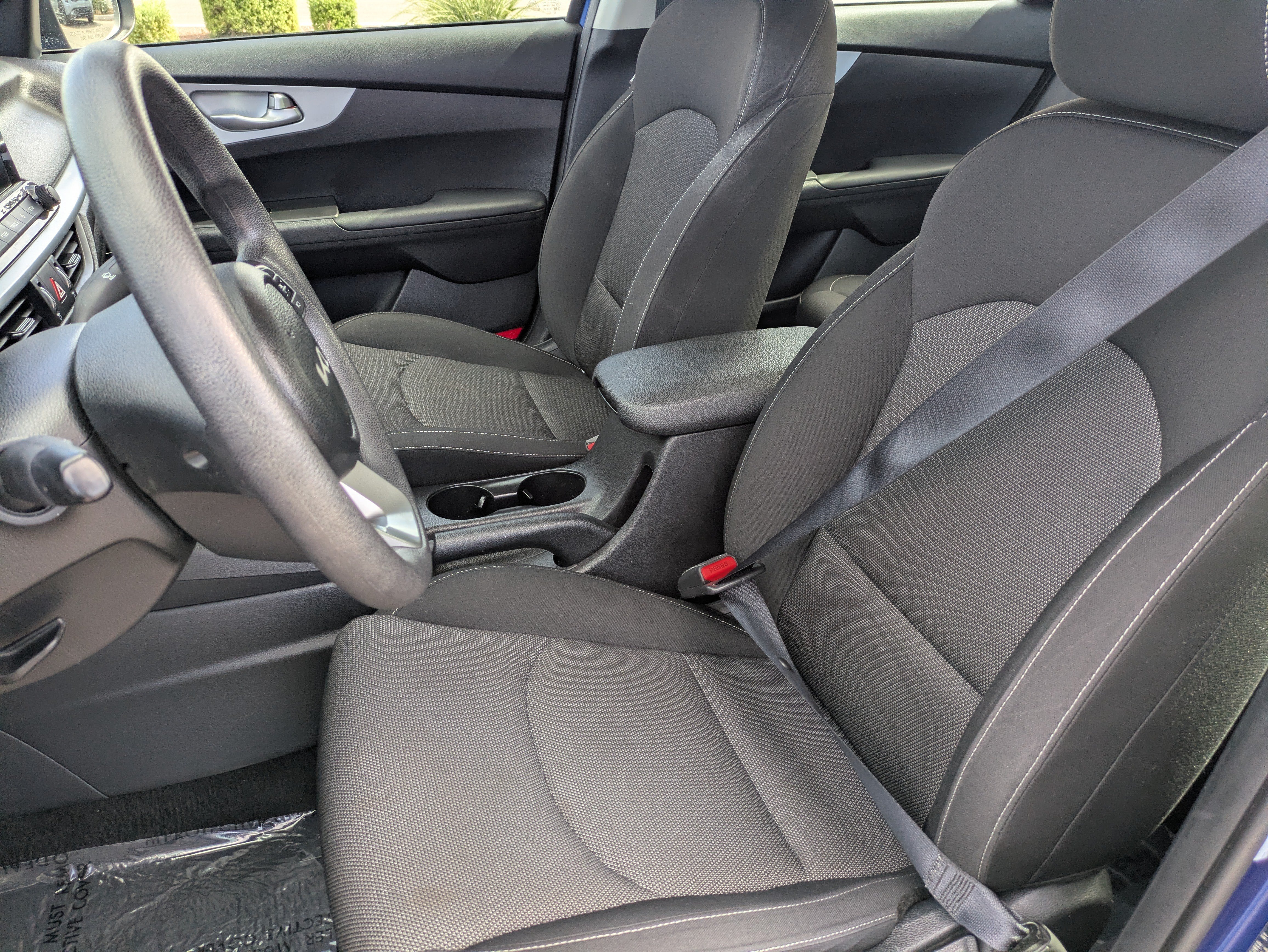 Used 2024 Deep Sea Blue Kia LXS image 25