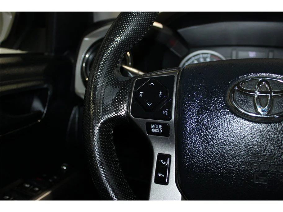 Used 2016 White Toyota SR5 Pickup 4D 5 ft image 20