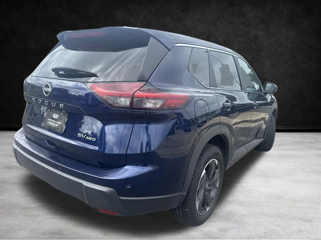 Used 2024 Deep Ocean Blue Pearl Nissan SV image 4