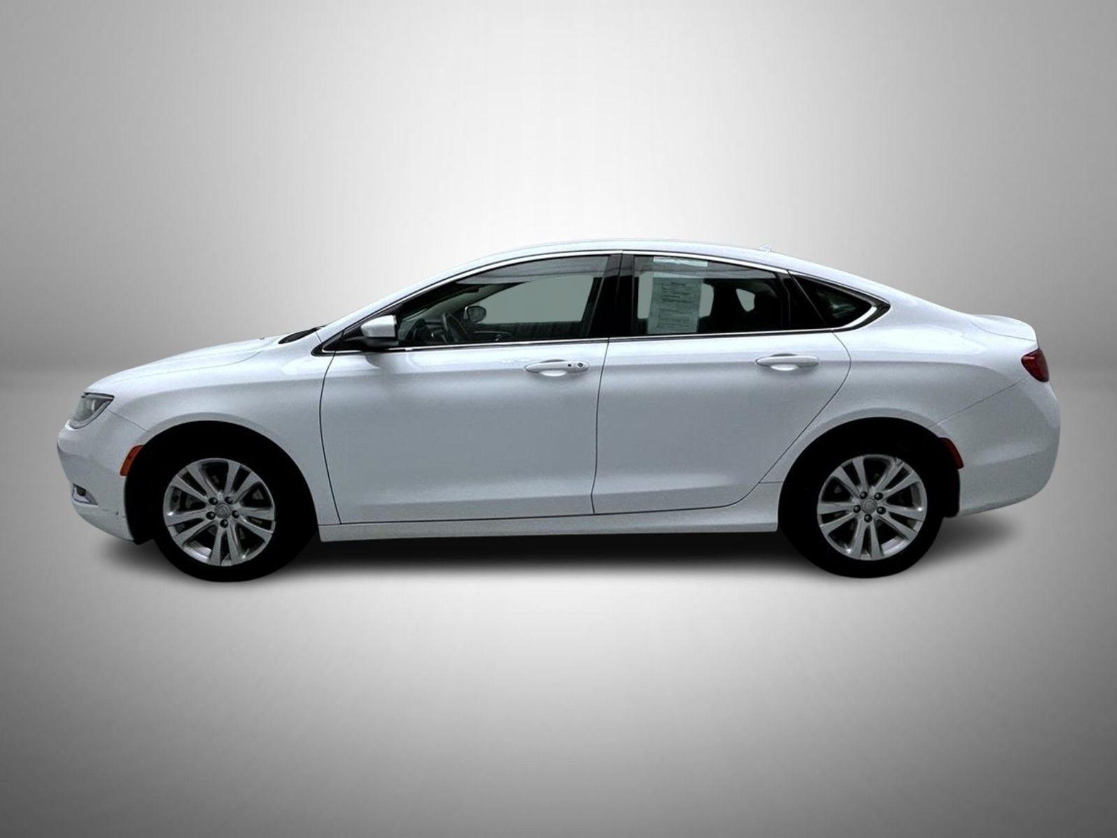 Used 2016 White Chrysler Limited image 8