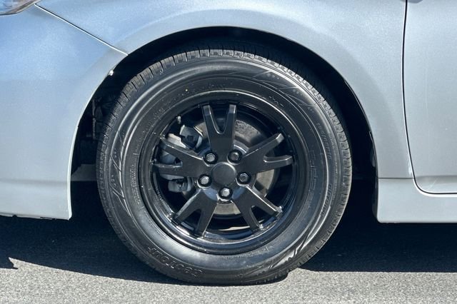 Used 2013 Silver Toyota Two image 28