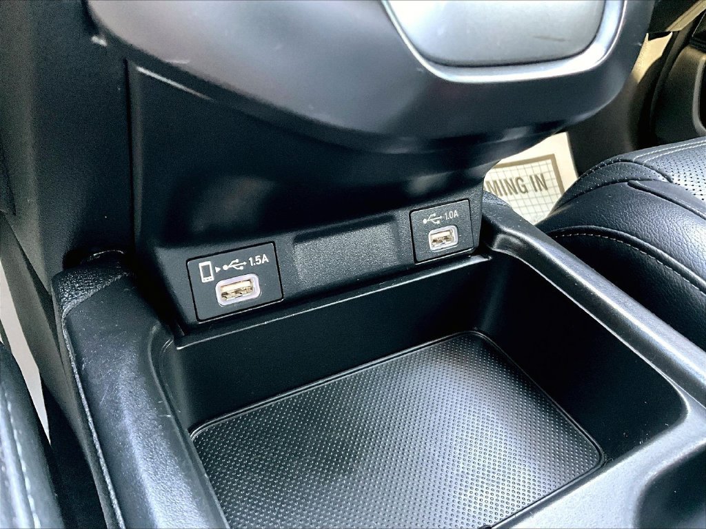 Used 2022 White Honda EX-L image 18