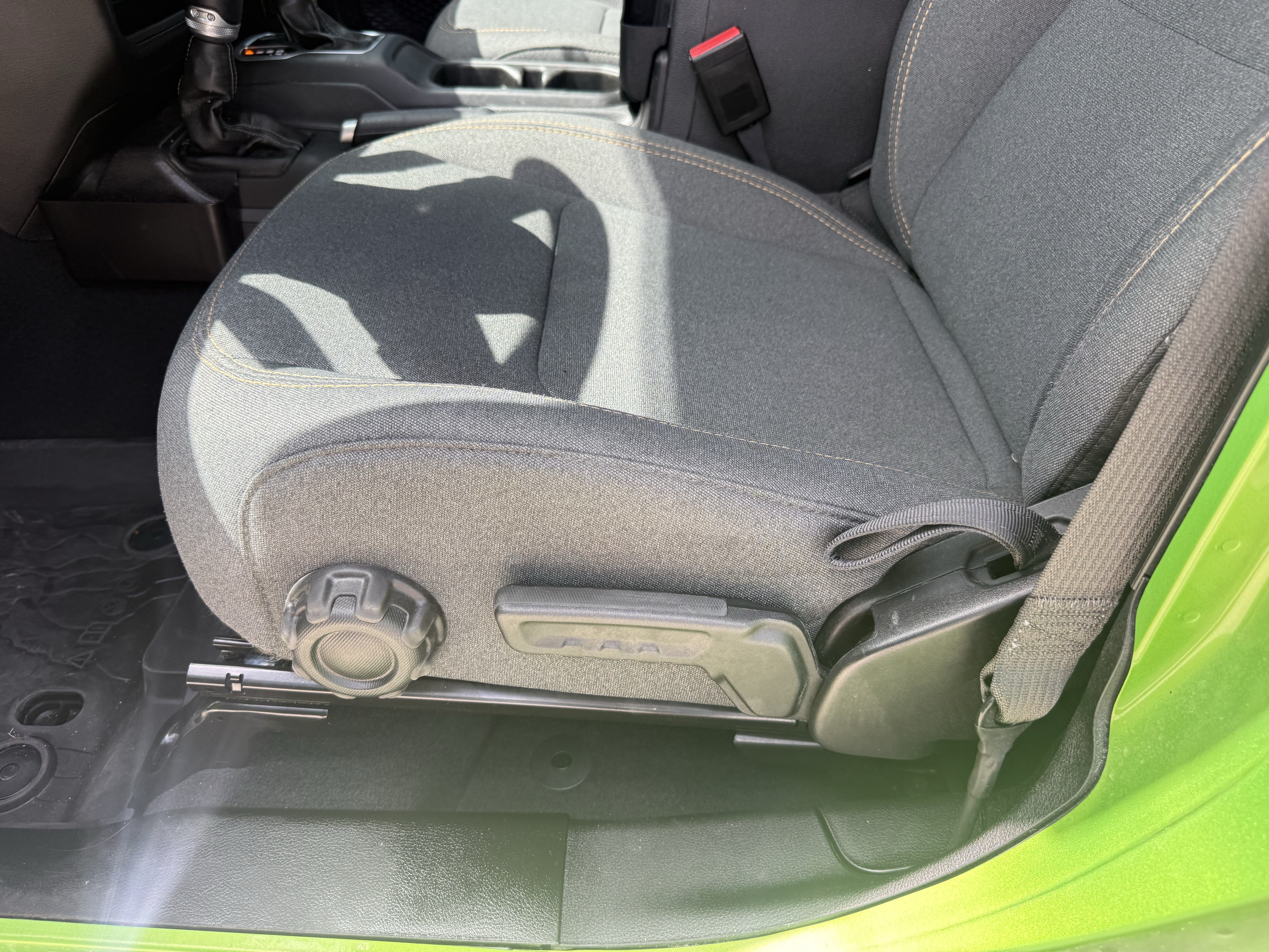 Used 2025 Mojito Clearcoat Jeep Sport image 27