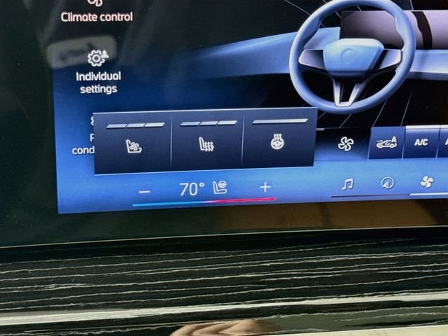 New 2026 Black Sapphire Metallic BMW xDrive40i image 21