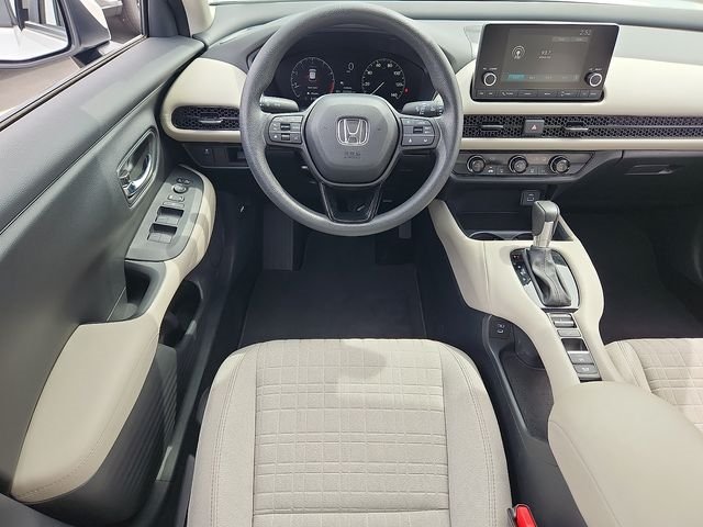 Used 2025 Platinum Honda LX image 11