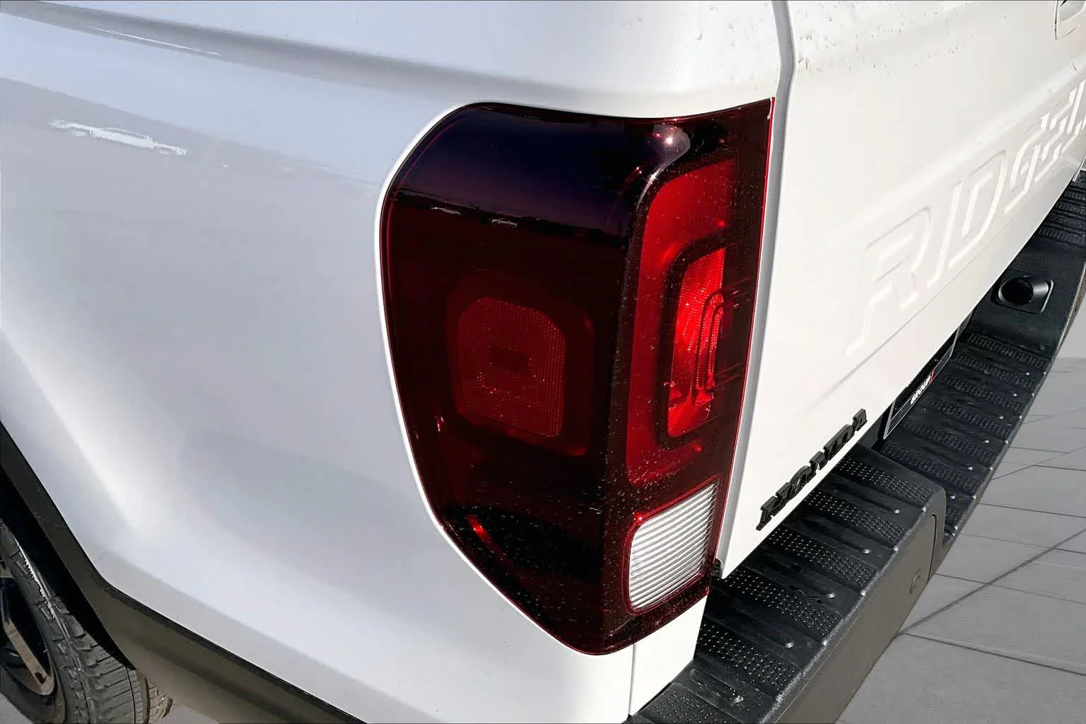 2026 Honda Ridgeline Black Edition - Photo 14