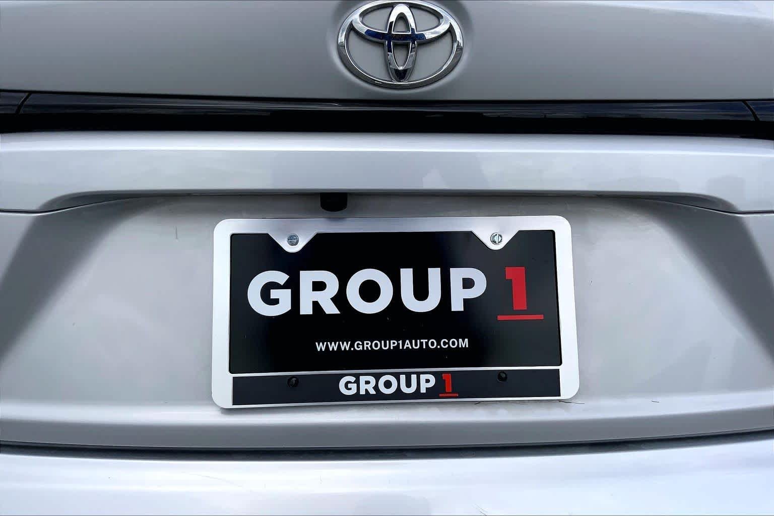 Used 2020 Classic Silver Metallic Toyota SE image 30