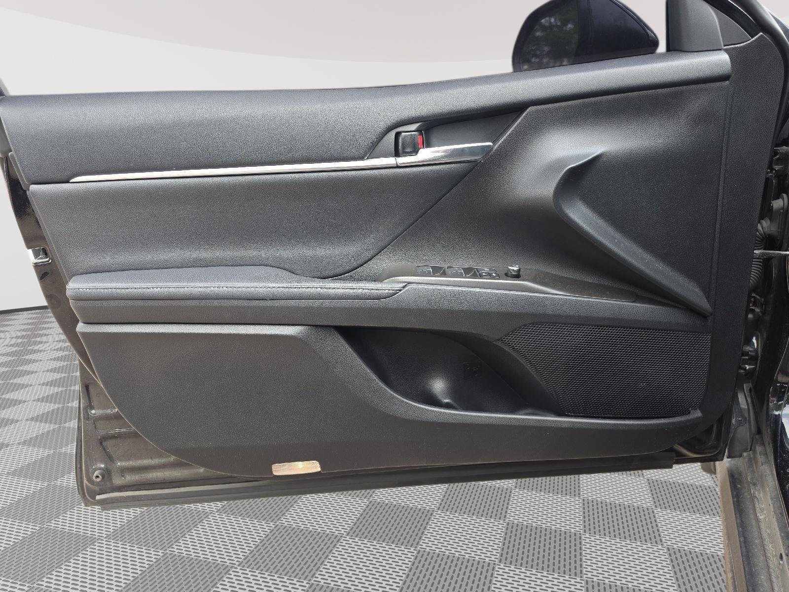Certified Used 2023 Midnight Black Metallic Toyota XSE image 5