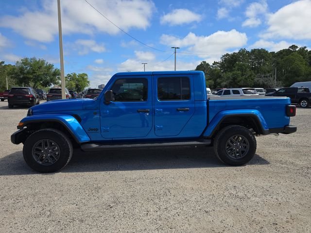 New 2026 Hydro Blue Pearl-Coat Exterior Paint Jeep Sport S image 6