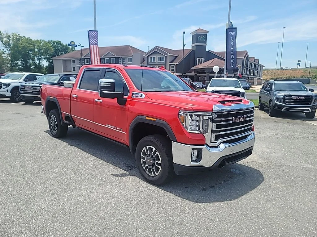 2023 GMC Sierra 4WD Crew Cab Standard Box SLT's photo