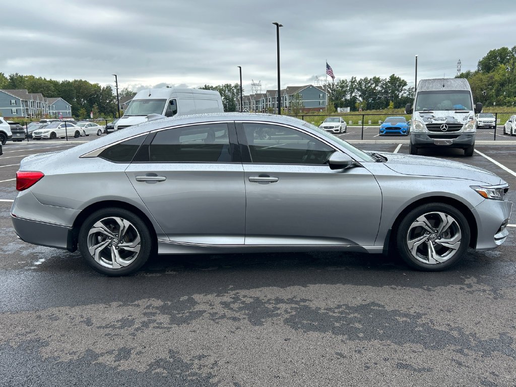 Used 2019 Silver Honda EX image 9