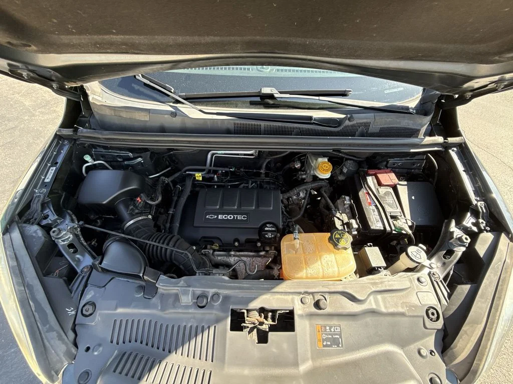 Used 2016 Gray Chevrolet LT image 25