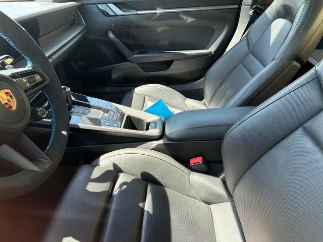 Used 2021  Porsche Carrera image 3