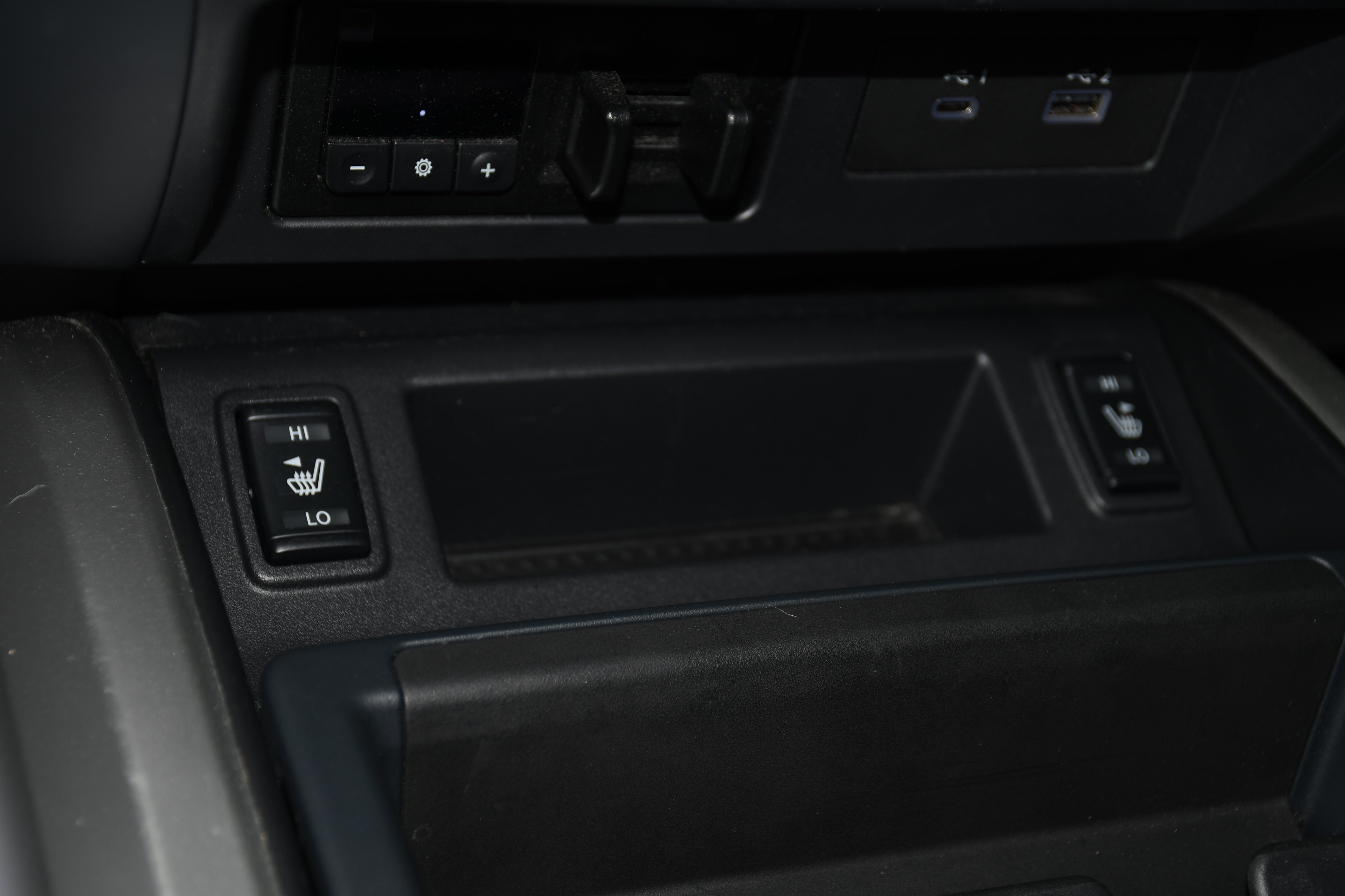 Used 2023 Gray Nissan SV image 14