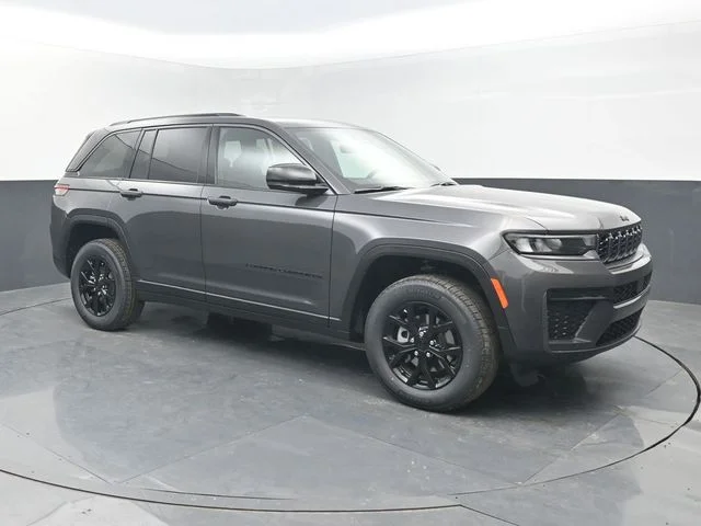 New 2026 Baltic Gray Metallic Clear-Coat Exterior Paint Jeep Altitude image 8
