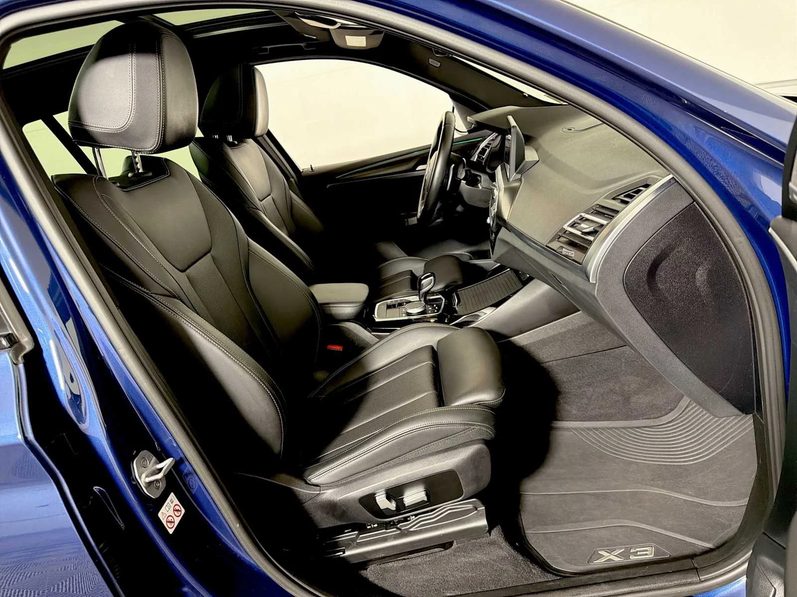 Certified Used 2023 Phytonic Blue Metallic BMW xDrive30i image 24