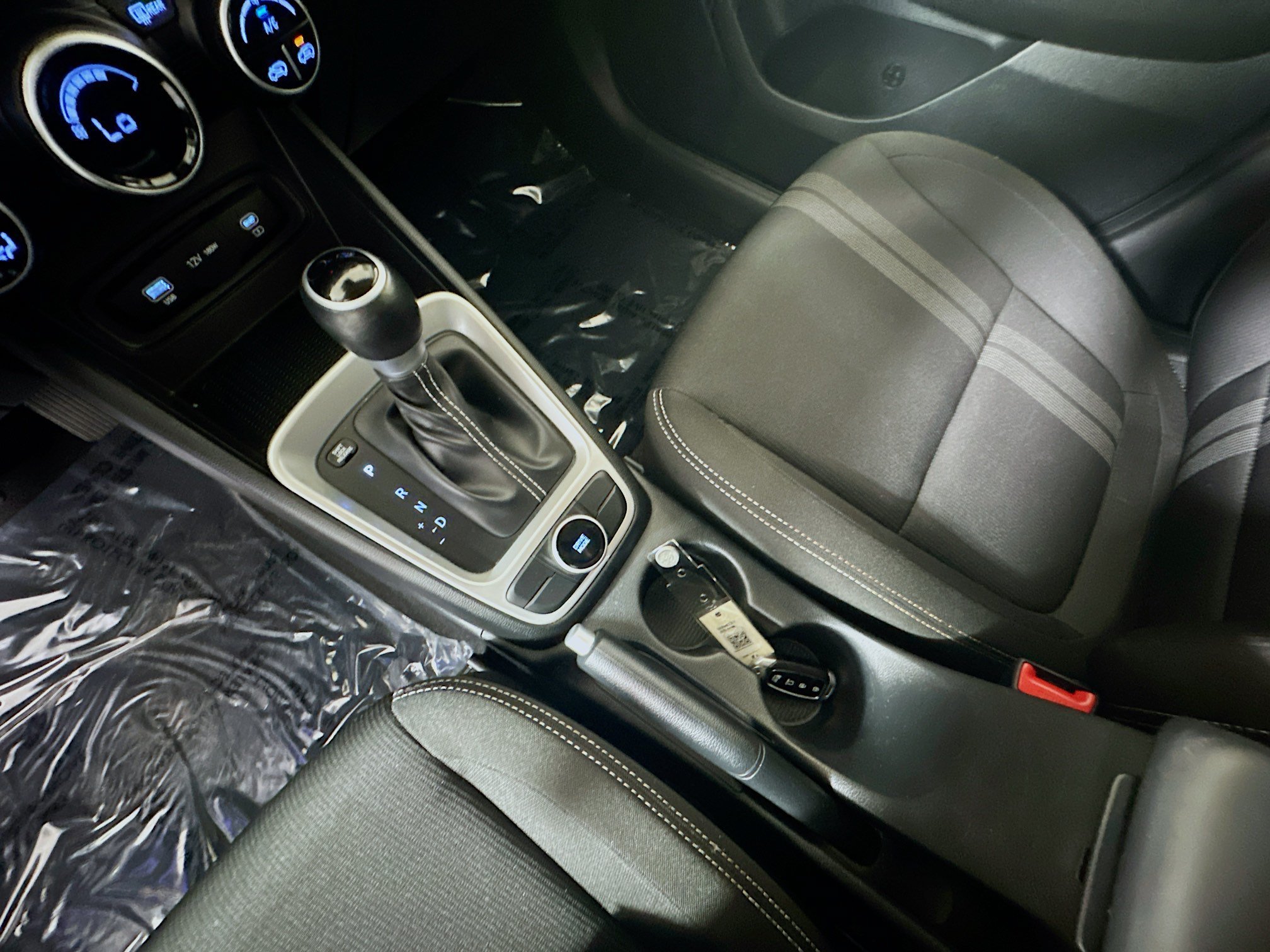 Used 2025 Intense Blue Hyundai SEL image 22