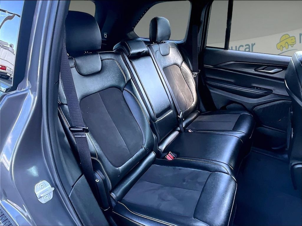 Used 2023 Gray Jeep Altitude X image 15