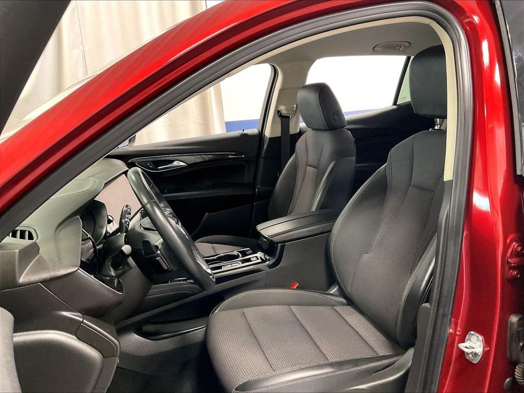Used 2023 Red Buick Preferred image 10