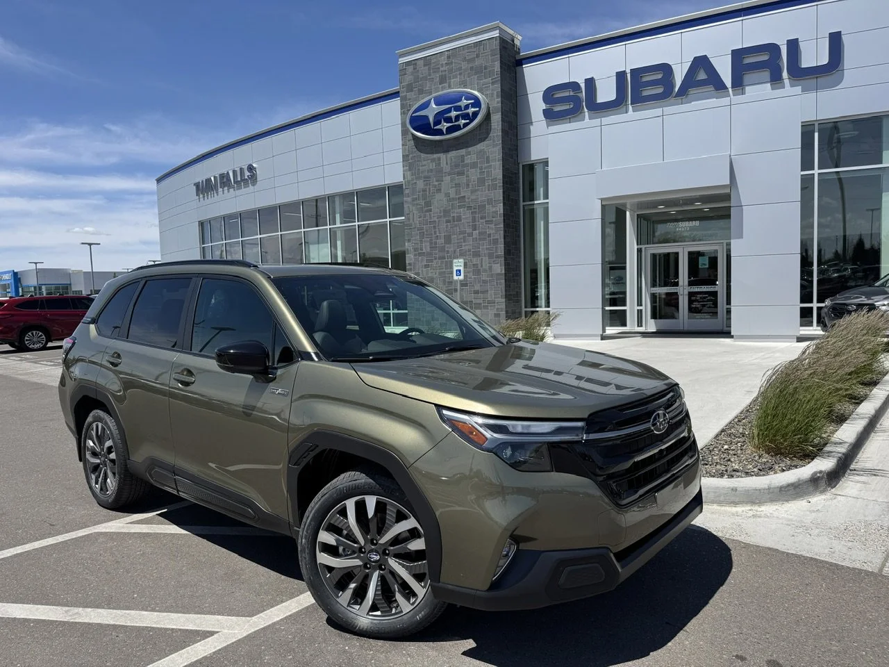 2026 Subaru Forester Touring Hybrid's photo