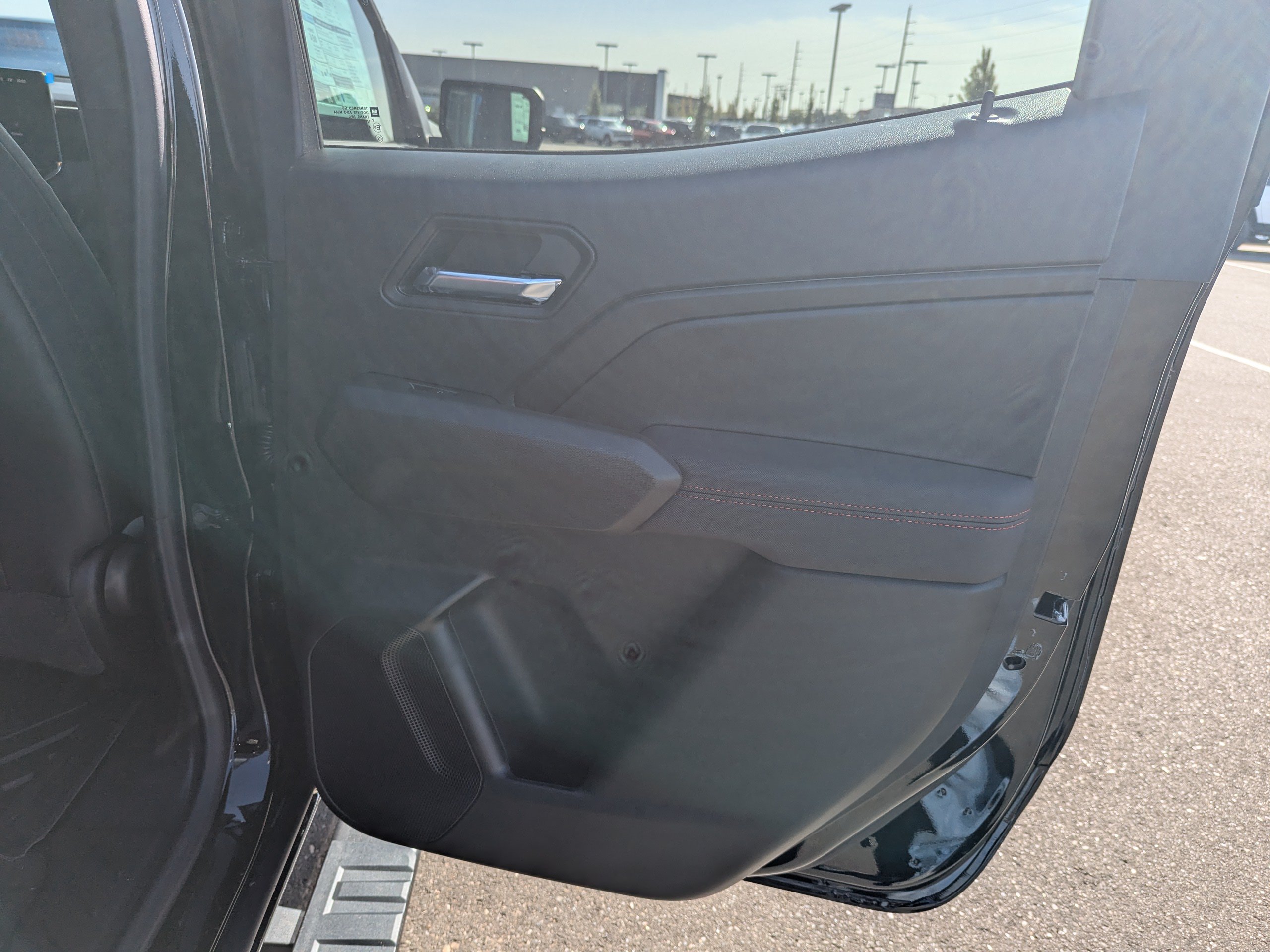 2026 Chevrolet Colorado Z71 - Photo 32