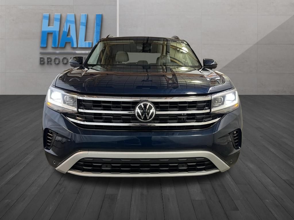 Used 2023 Blue Volkswagen 3.6L V6 SE w/Technology image 9