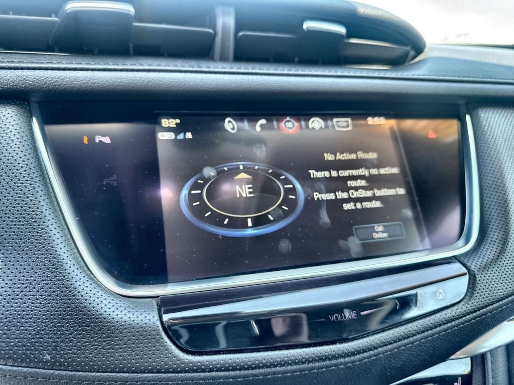 Used 2019 White Cadillac Luxury image 18