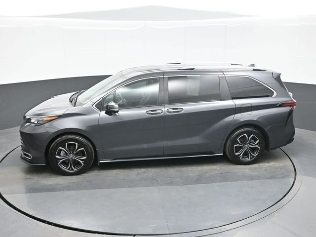 Used 2025 Gray Toyota Platinum image 12