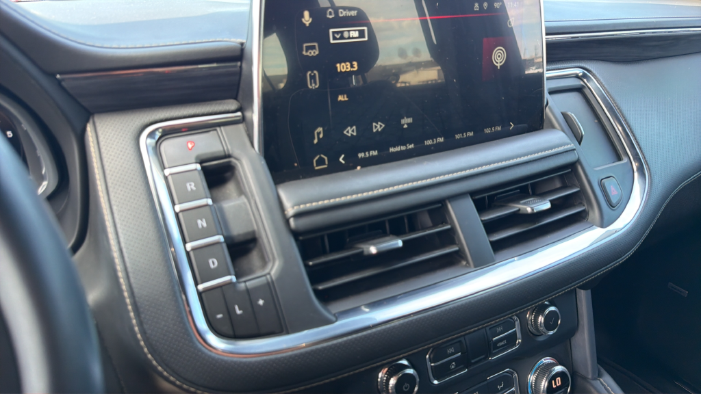 Used 2023 Black GMC SLT image 21