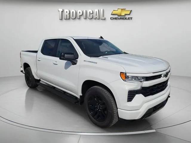 New 2026 Summit White Chevrolet RST image 7
