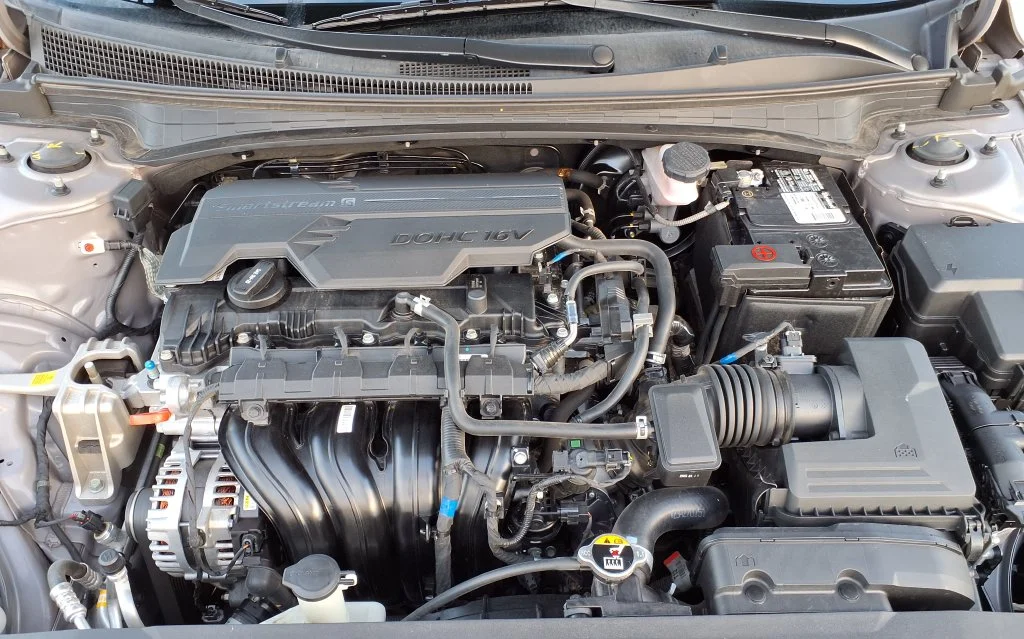 Used 2023 Silver Hyundai SEL image 33