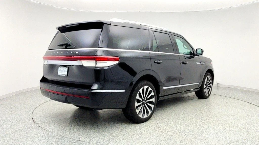 Used 2023 Infinite Black Metallic Clearcoat Lincoln Reserve 4x4 with Equipment 201A & 22